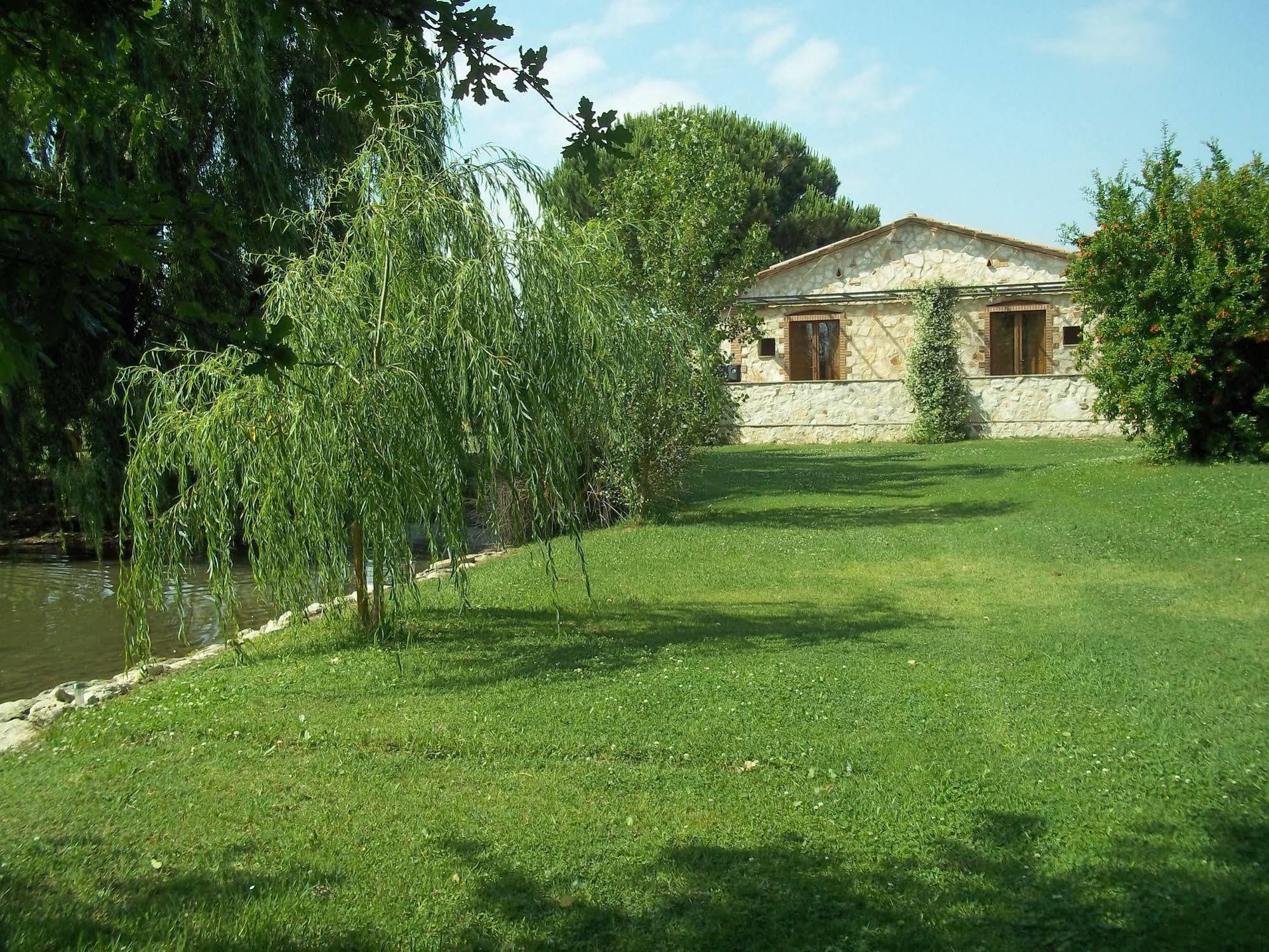Agriturismo Lupo Cerrino Tarquinia Exterior photo